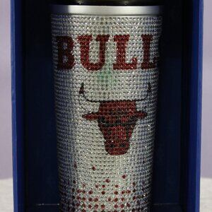 Share Chicago Bulls NBA Bling Stainless Steel 25oz Hydrapeak Insulated Tumbler